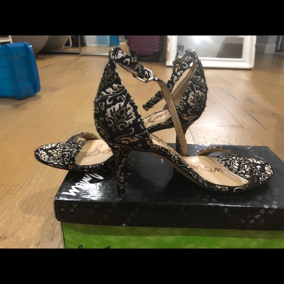 Sam Edelman Kitty Heel - Picture 2 of 3